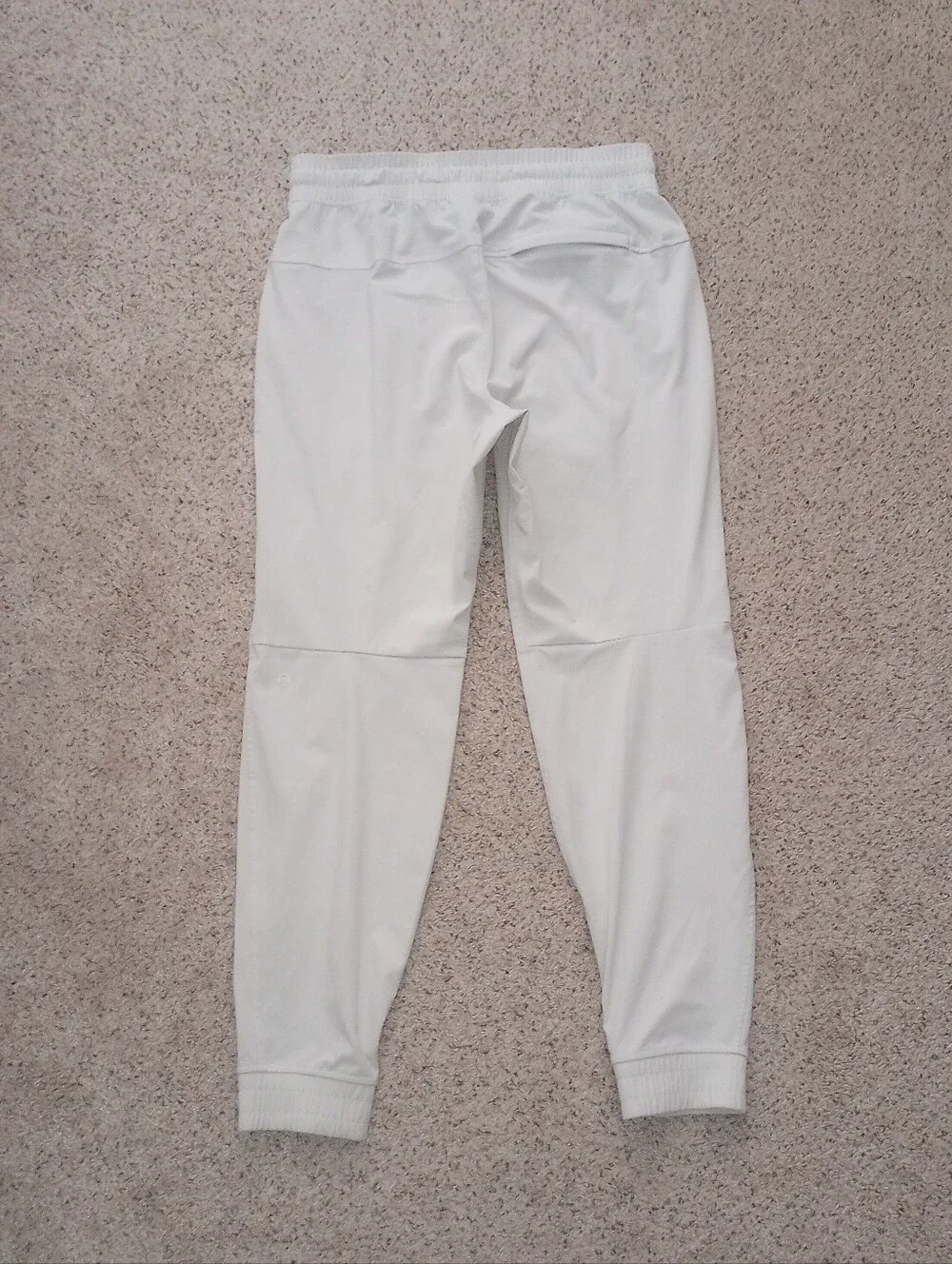 Lululemon Cream White Joggers Size Medium Activewear Running Gym Workout